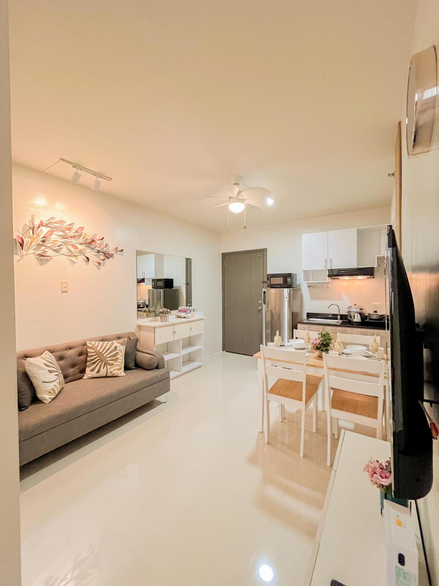 2 Bedroom And Studio Apartments With Private Pool And Gym In Vista Manors Verdant Puerto Princesa Exterior foto