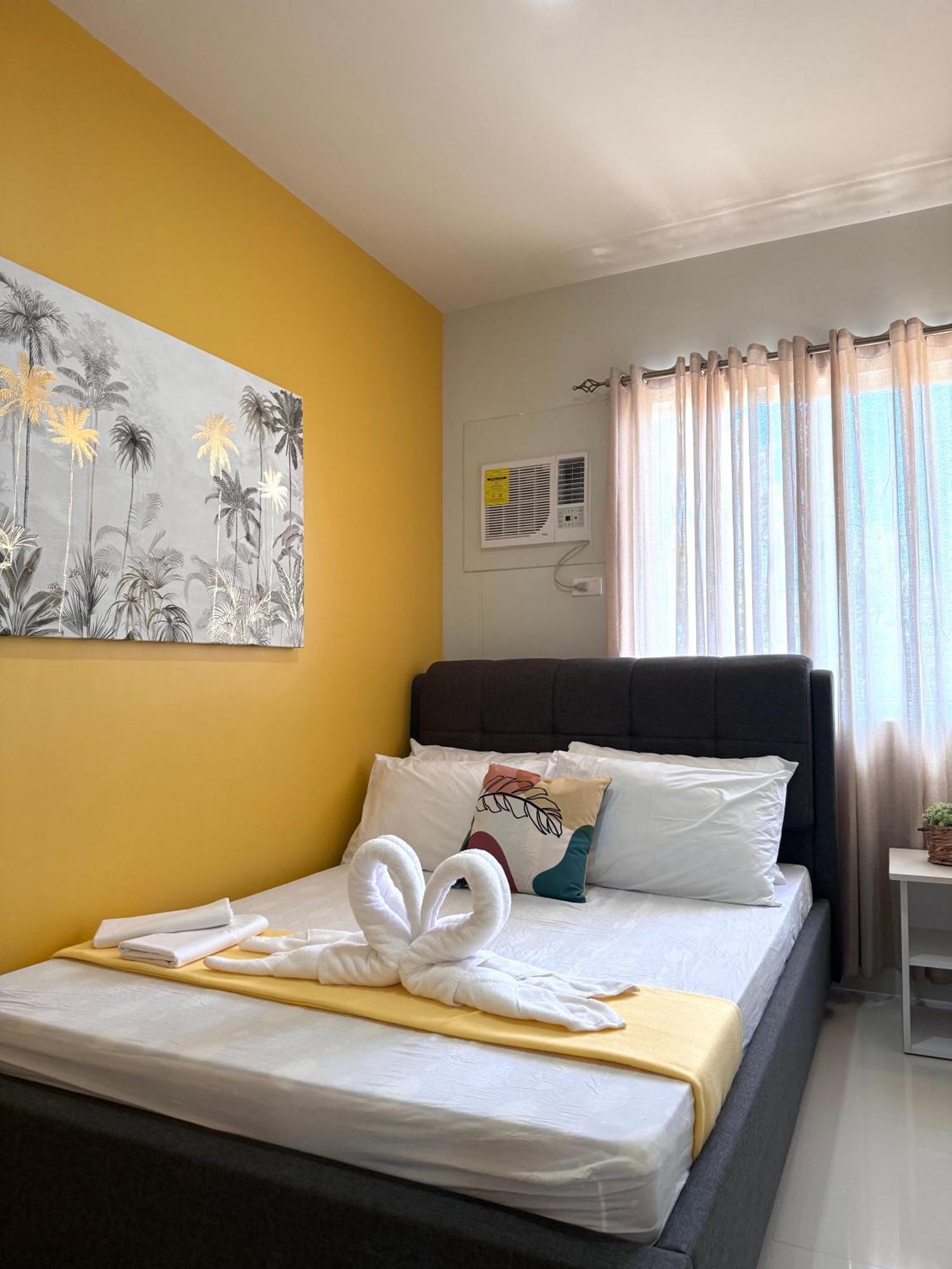 2 Bedroom And Studio Apartments With Private Pool And Gym In Vista Manors Verdant Puerto Princesa Exterior foto